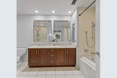 60 E Monroe Street #2203, Chicago, IL 60603 - Photo 13