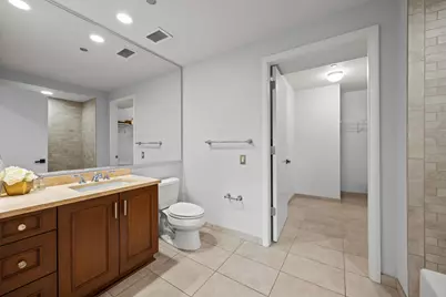 60 E Monroe Street #2203, Chicago, IL 60603 - Photo 17