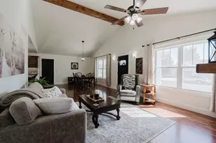 501 Newcastle Dr, Mackinaw, IL 61755 - Photo 11
