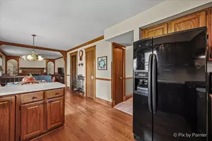 765 Crest Dr, Cary, IL 60013 - Photo 15