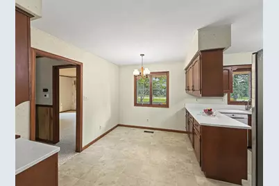 2016 E 2100 North Road, Watseka, IL 60970 - Photo 11