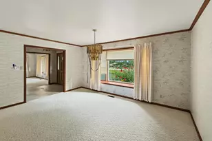 2016 E 2100 North Rd, Watseka, IL 60970 - Photo 17