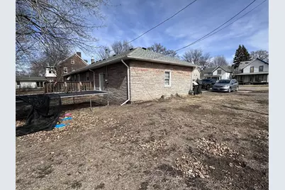 1107 Locust Street, Sterling, IL 61081 - Photo 15
