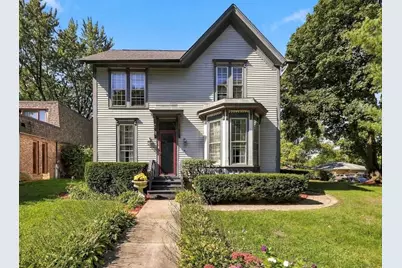 638 S Hough Street, Barrington, IL 60010 - Photo 1