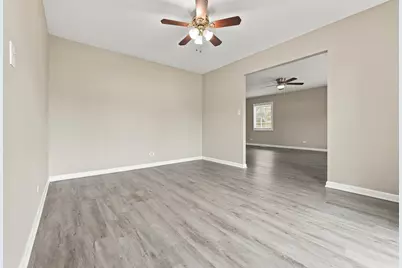 101 Emerson Drive, Schaumburg, IL 60193 - Photo 17