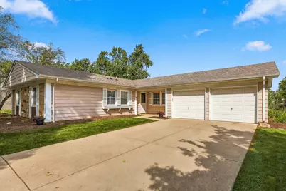 101 Emerson Drive, Schaumburg, IL 60193 - Photo 37