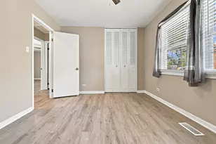 101 Emerson Dr, Schaumburg, IL 60193 - Photo 31