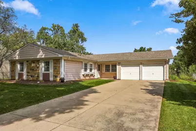 101 Emerson Drive, Schaumburg, IL 60193 - Photo 1