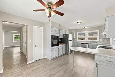 101 Emerson Drive, Schaumburg, IL 60193 - Photo 3