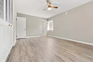101 Emerson Dr, Schaumburg, IL 60193 - Photo 21