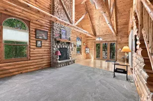 707 Quinn Rd, McHenry, IL 60051 - Photo 7