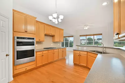 19 Eagle Ridge Drive, Hawthorn Woods, IL 60047 - Photo 11