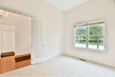19 Eagle Ridge Drive, Hawthorn Woods, IL 60047 - Photo 5