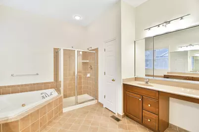 19 Eagle Ridge Drive, Hawthorn Woods, IL 60047 - Photo 27