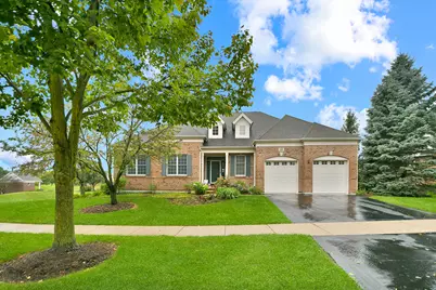 19 Eagle Ridge Drive, Hawthorn Woods, IL 60047 - Photo 1