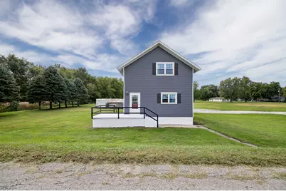 250 W Frontage Street, Sheldon, IL 60966 - Photo 1