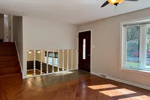 3008 W 110th Pl, Chicago, IL 60655 - Photo 5