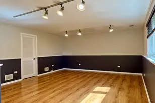 3008 W 110th Pl, Chicago, IL 60655 - Photo 15
