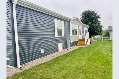 23649 W Lakepoint Drive, Channahon, IL 60410 - Photo 3