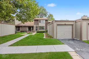 524 Yosemite Ct, Roselle, IL 60172 - Photo 1