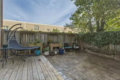 1111 W Cornelia Avenue #102, Chicago, IL 60657 - Photo 21