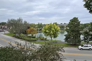 601 W Huntington Commons Rd, Mount Prospect, IL 60056 - Photo 15