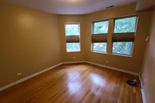 2318 W Rosemont Ave, Chicago, IL 60659 - Photo 13