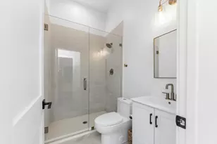 3300 N Racine Ave, Chicago, IL 60657 - Photo 7