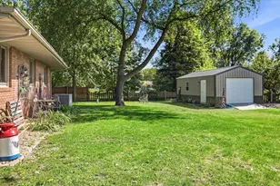 1926 N 31st Rd, Ottawa, IL 61350 - Photo 5