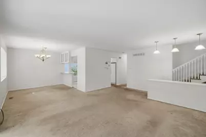23 W Suffield Drive, Arlington Heights, IL 60004 - Photo 11