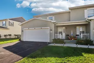 8513 Redbud Ct, Wonder Lake, IL 60097 - Photo 1