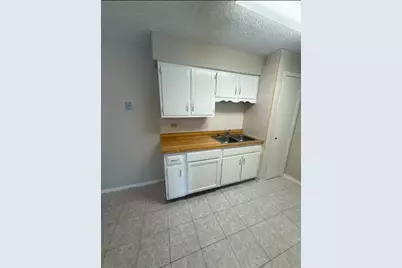 536 Parkview Lane #5, Lockport, IL 60441 - Photo 3