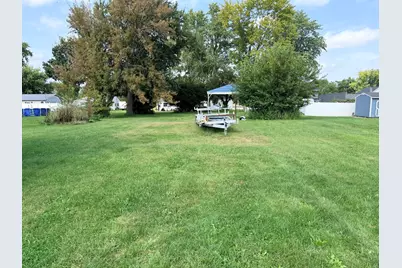 420 Richards Street, Oglesby, IL 61348 - Photo 1