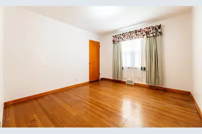 7304 W 59th Street, Summit, IL 60501 - Photo 11