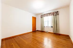 7304 W 59th St, Summit, IL 60501 - Photo 11