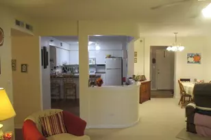 126 Day St, Bloomingdale, IL 60108 - Photo 5