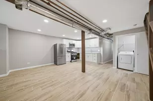 2443 W Arthington St, Chicago, IL 60612 - Photo 7