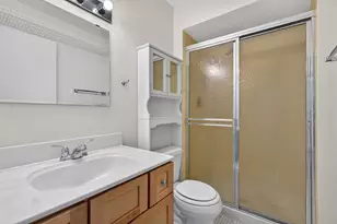1133 S Finley Rd, Lombard, IL 60148 - Photo 11