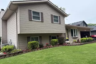 3267 Cathy Dr, Joliet, IL 60431 - Photo 1