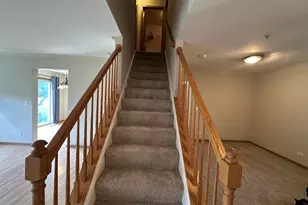 2477 Frost Dr, Aurora, IL 60503 - Photo 5