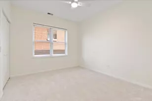 944 W 15th Pl, Chicago, IL 60608 - Photo 11