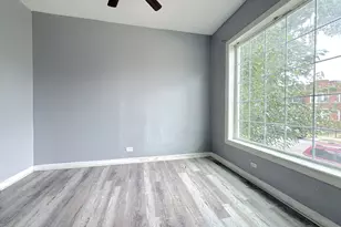 6835 S Champlain Ave, Chicago, IL 60637 - Photo 3
