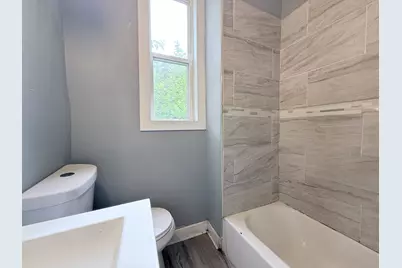 6835 S Champlain Avenue, Chicago, IL 60637 - Photo 11
