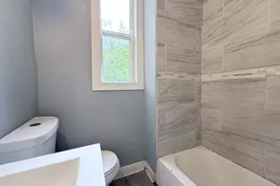 6835 S Champlain Ave, Chicago, IL 60637 - Photo 11