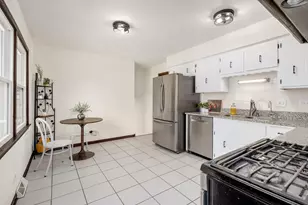 7014 Wilcox Ave, Darien, IL 60561 - Photo 9
