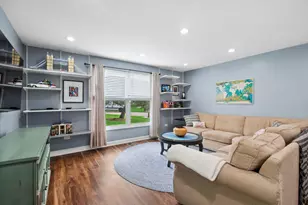 1054 Brunswick Harbor, Schaumburg, IL 60193 - Photo 3