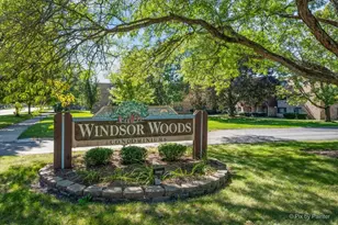 2632 N Windsor Dr, Arlington Heights, IL 60004 - Photo 31