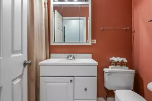 2632 N Windsor Dr, Arlington Heights, IL 60004 - Photo 19