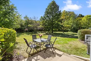 2010 Ivy Ridge Dr, Hoffman Estates, IL 60192 - Photo 33