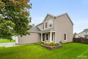 255 Mayfair Ln, South Elgin, IL 60177 - Photo 3